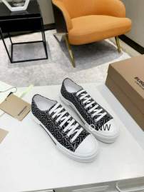 Picture of Burberry Shoes _SKUBurberrysz38-44BS02801938